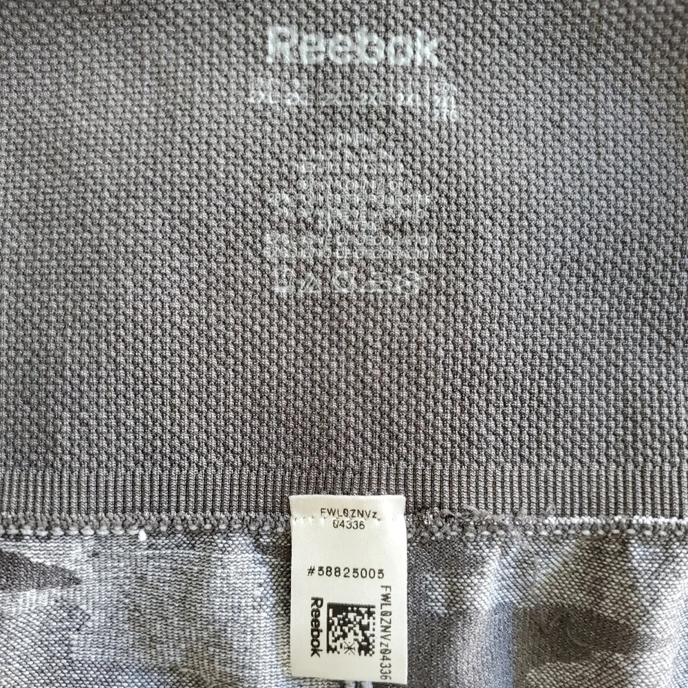 Reebok Gray Camo Leggings‎ 2XL Workout Walking Yoga Running